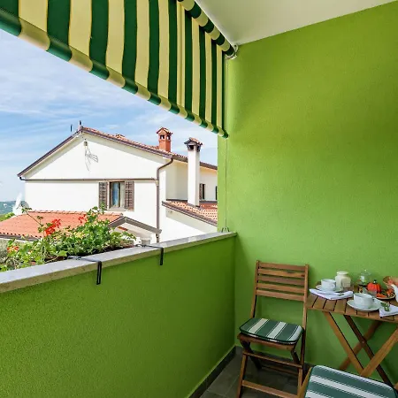 Spacious Apartment In Pazin With Pool *